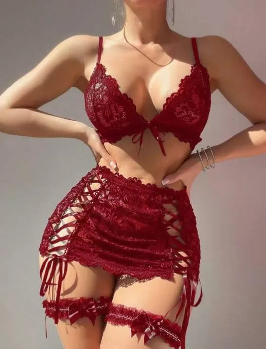 Bordo Transparan Dantel İşlemeli İp Detaylı Fantezi Takım